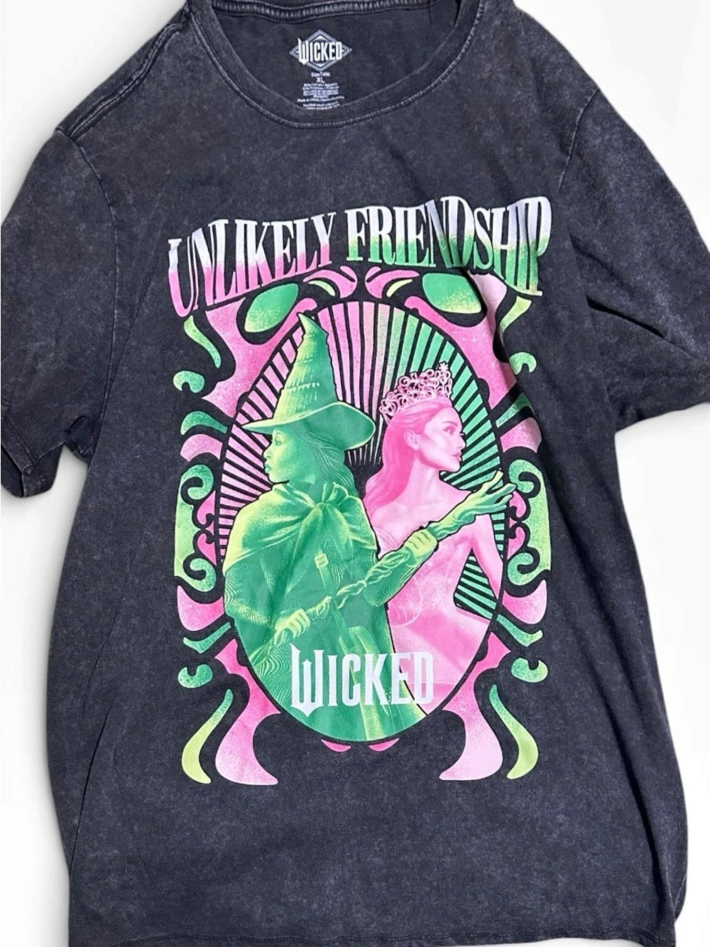 Wicked Universal Wicked Unlikely Friendship Tee Graphic Tee Black XL Like New